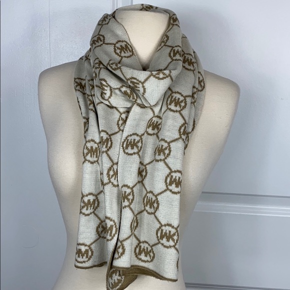 Michael Kors logo double side scarf - Picture 9 of 15